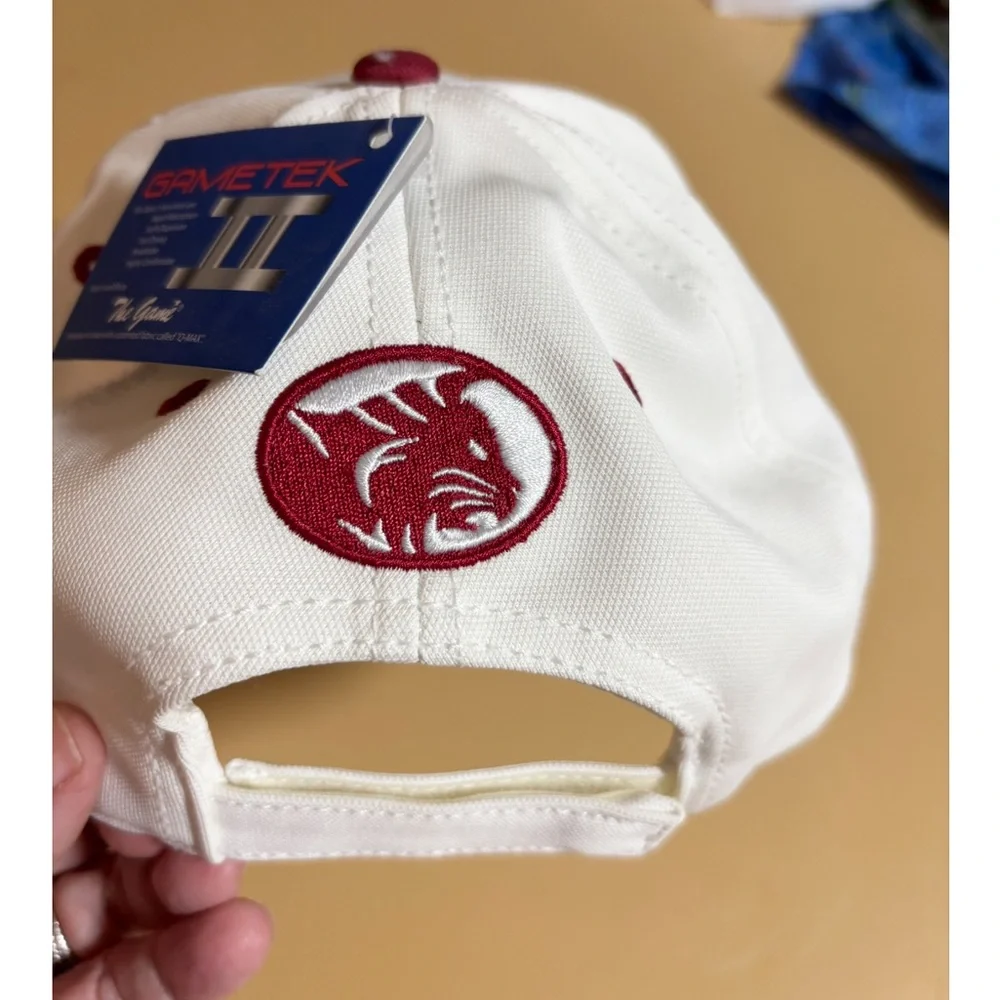 Bates College NWT red and white hat one size